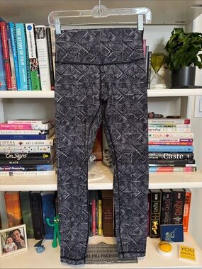 lululemon athletica Black and Gray Geometric Print Leggings